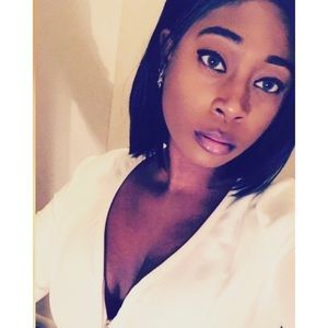 Meet your Posher, Kiana